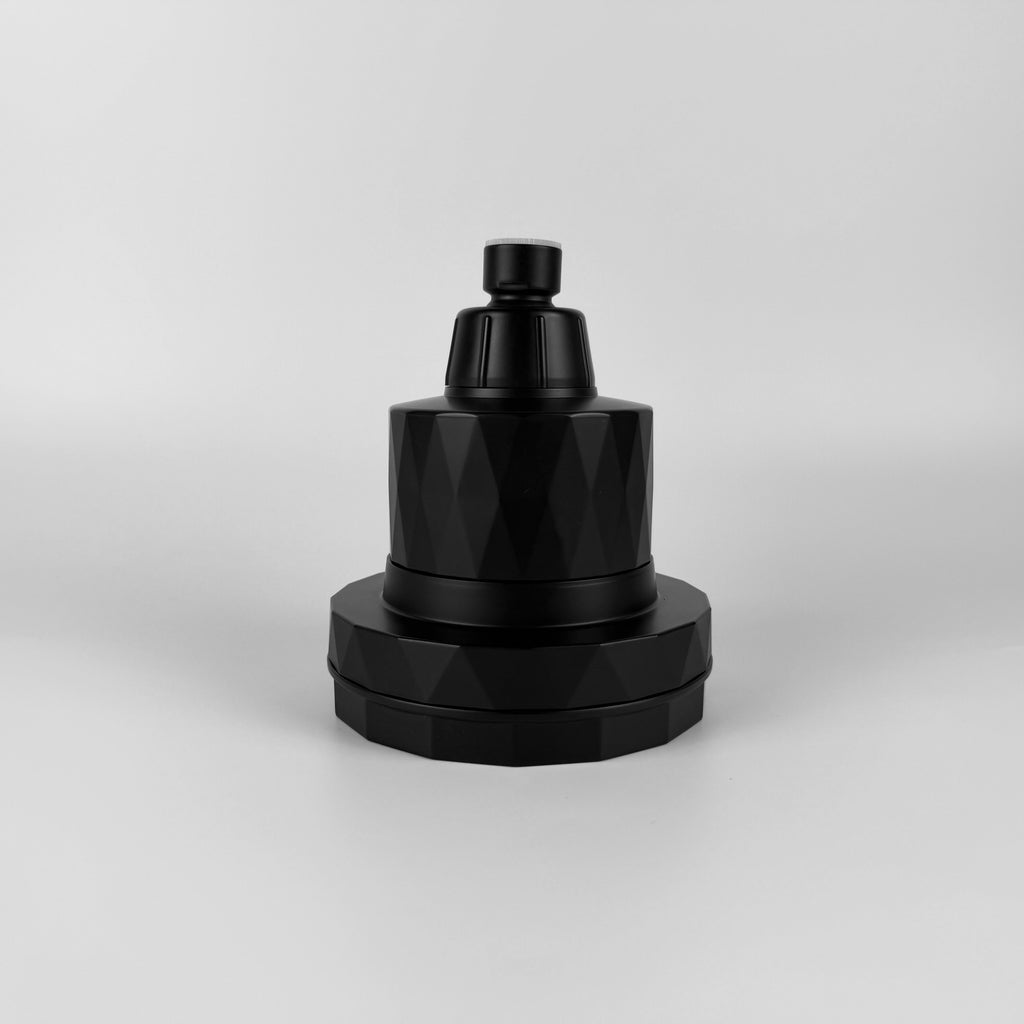 MAYÉ 8-Stage Shower Filter in Matte Black — front view